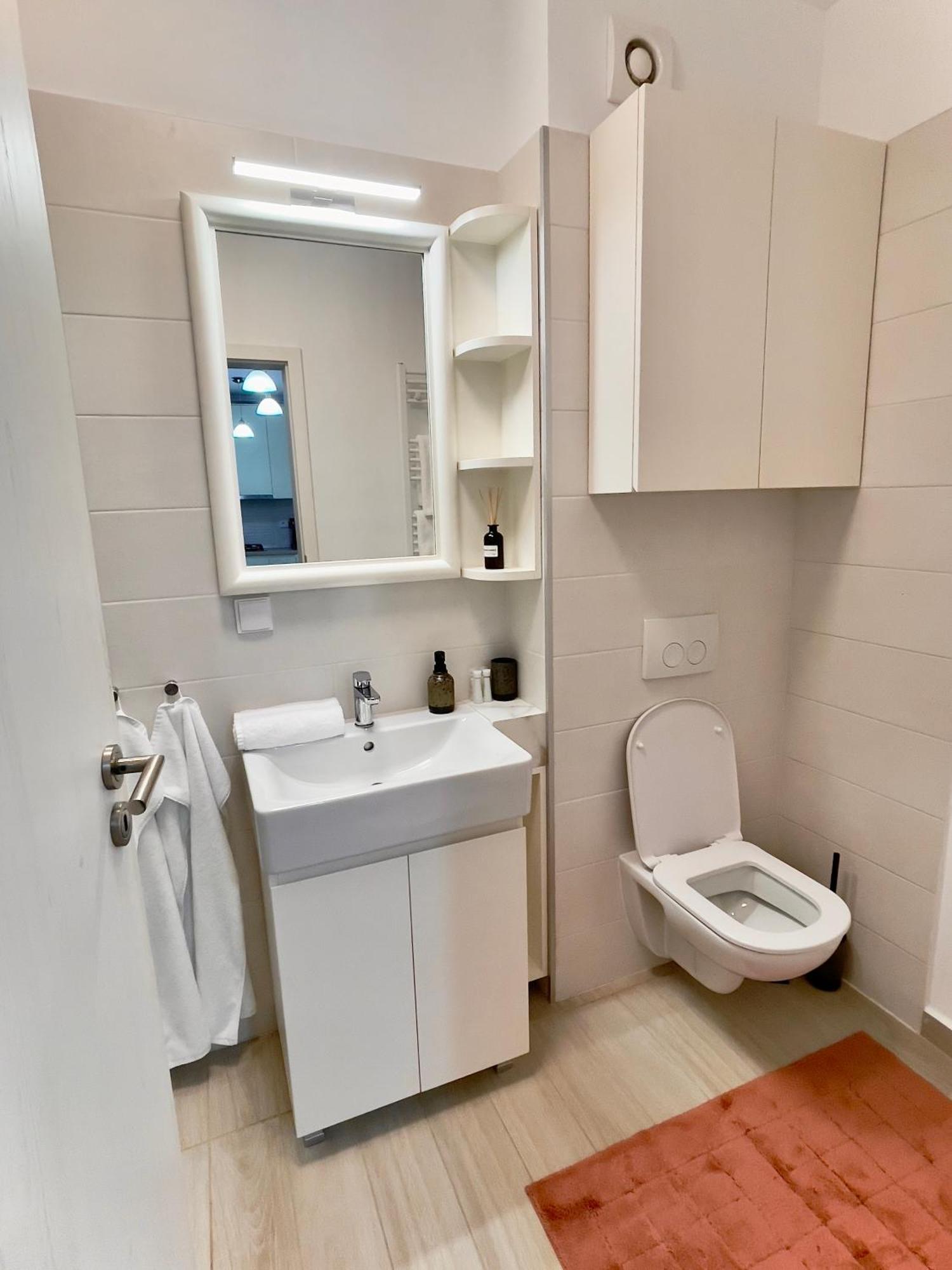Piazza Vista - Granvia Park Apartman Bukarest Kültér fotó