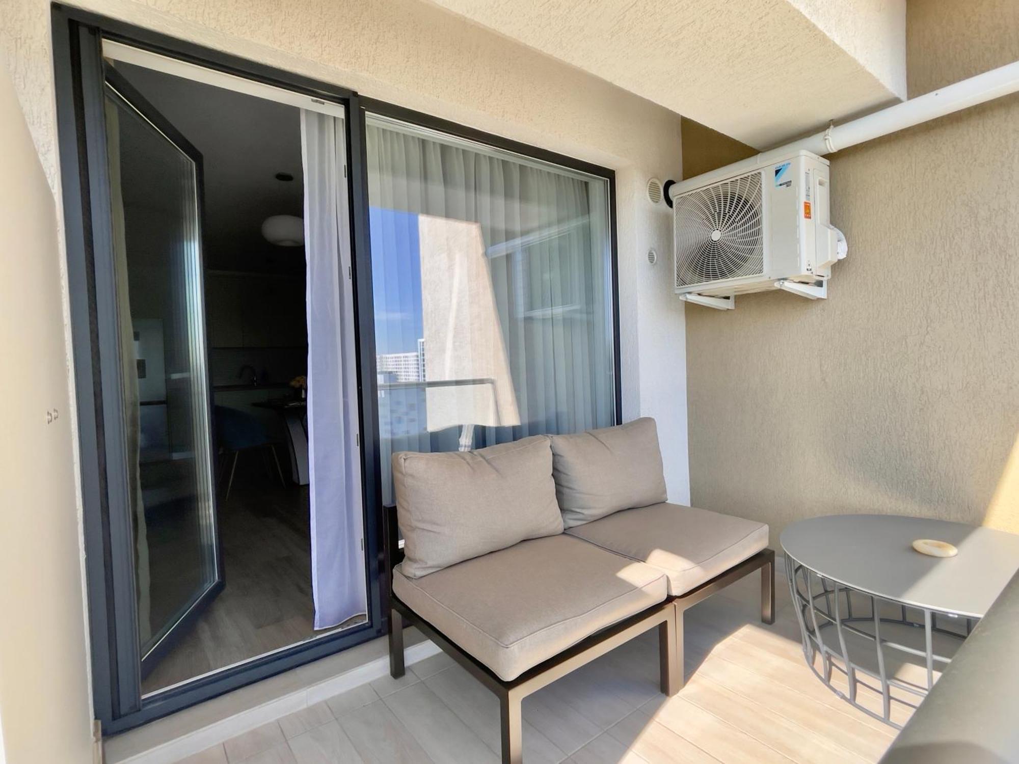 Piazza Vista - Granvia Park Apartman Bukarest Kültér fotó